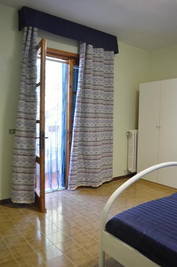 Hotel Il Poggetto Castellina Marittima Extérieur photo