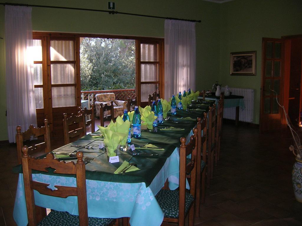 Hotel Il Poggetto Castellina Marittima Extérieur photo