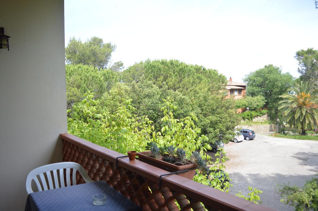 Hotel Il Poggetto Castellina Marittima Extérieur photo