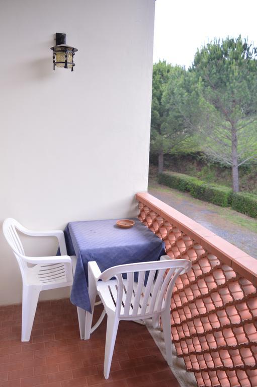 Hotel Il Poggetto Castellina Marittima Extérieur photo