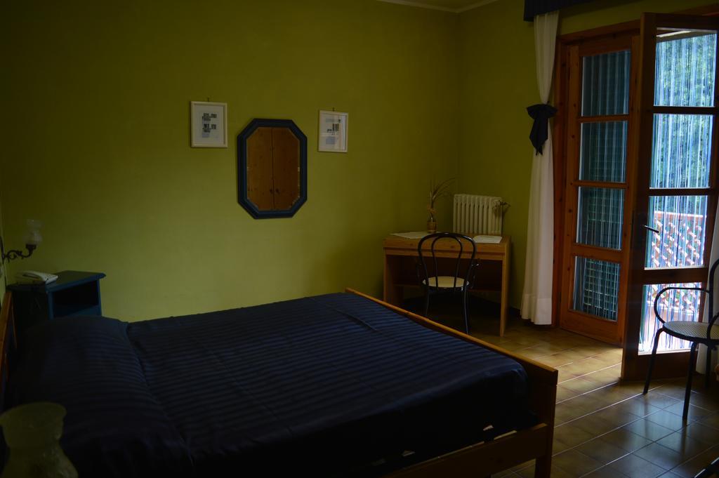 Hotel Il Poggetto Castellina Marittima Extérieur photo